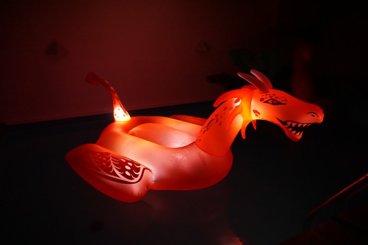 Lite-Up-Scorch-the-Dragon-LED-2.jpg
